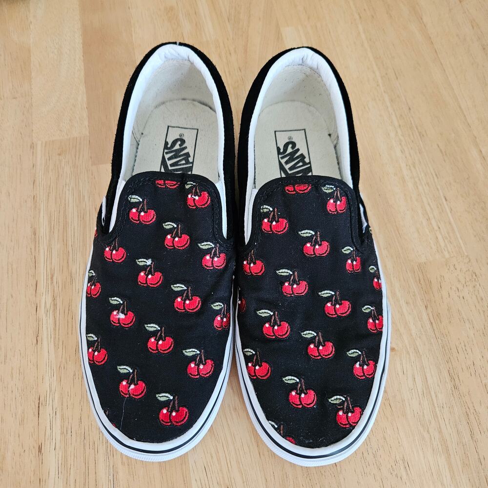 Vans Black Slip-On Sneakers Embroidered Red Cherry Print Sz Men7.5/Women 9 EUC